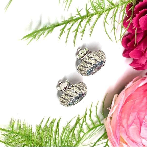 VINTAGE⚜️SPECTACULAR AQUAMARINE Faceted Crystal Pavé Set Clip Earrings - Picture 6 of 12